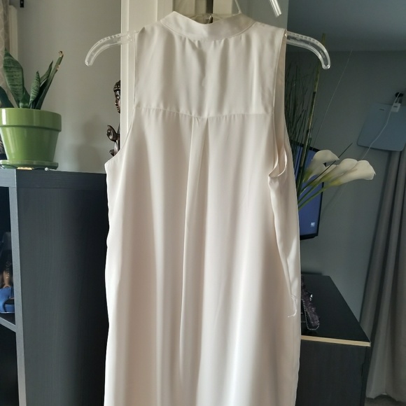 3 for $30 Express Ivory Sleeveless Dress - Picture 5 of 6
